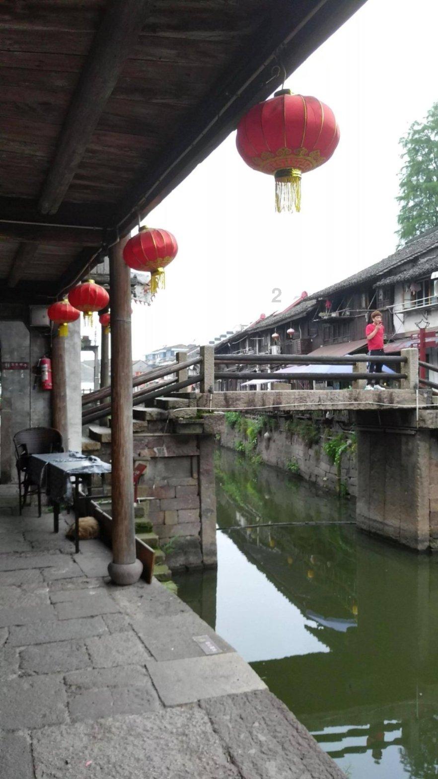 女子做轮椅生活无法自理,嫁给闺蜜的儿子,他们生活幸福吗?-简洁高效的知识问答网页
